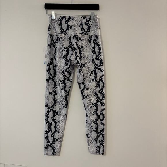 NWT Balance Collection Legging Snake Print Medium - Picture 4 of 10